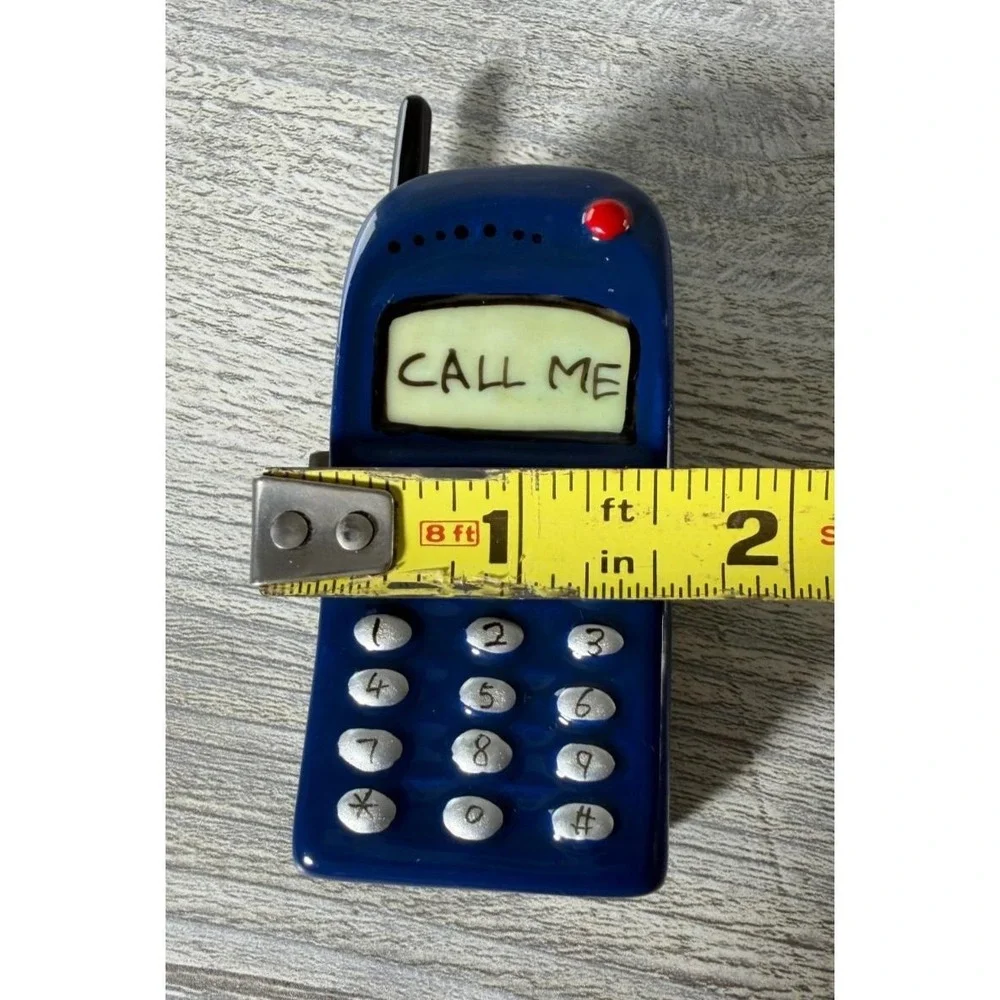 Vintage Y2K Miniature Cell Phone 